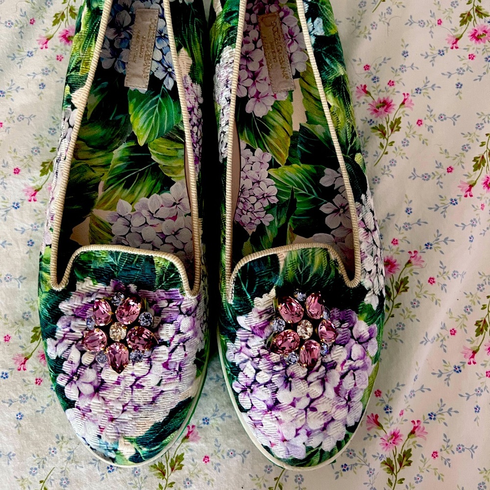 Dolce and Gabbana hydrangea Chrystal flats